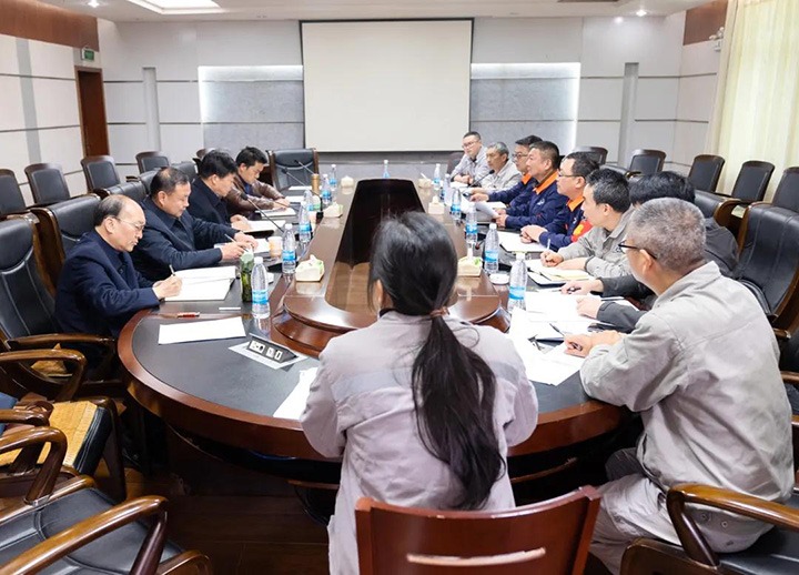 意昂体育 | 智能运动新世代的引领者（煤化）集团总经理助理陈家昆一行到解化化工分公司调研“三供一业”分离移交工作