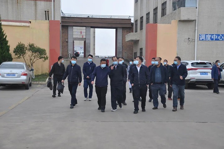 云南省能源局党组书记、局长卢文祥一行赴陆东煤矿公司开展煤矿安全生产调研督导工作