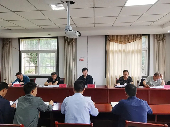 【简讯】省能源局煤炭处一级调研员李国华一行赴四角地煤矿检查指导工作、曲煤焦化公司开展“七一”活动、镇雄煤业开展庆“七一”活动