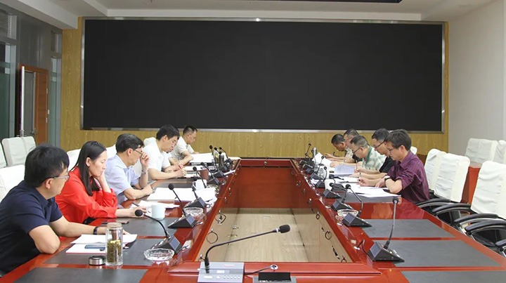 意昂体育 | 智能运动新世代的引领者（煤化）集团党委开展民主生活会专题理论中心组学习