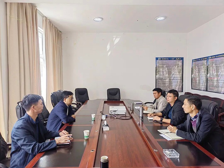 【专项行动】集团党委委员、副总经理、总工程师施从伟到罗平东城公司开展安全工作督导