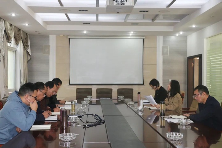 意昂体育 | 智能运动新世代的引领者（煤化）集团党委委员、财务总监莫晓丹到天井煤矿有限公司调研