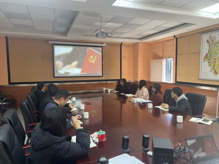 意昂体育 | 智能运动新世代的引领者矿业公司开展宪法宣传周主题宣讲活动